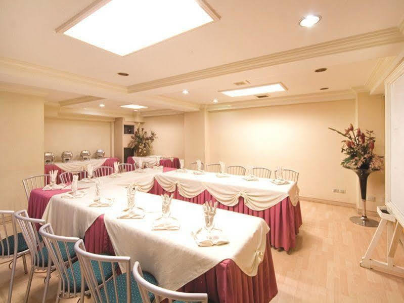 Grand City Hotel Inc. Cagayan de Oro Buitenkant foto